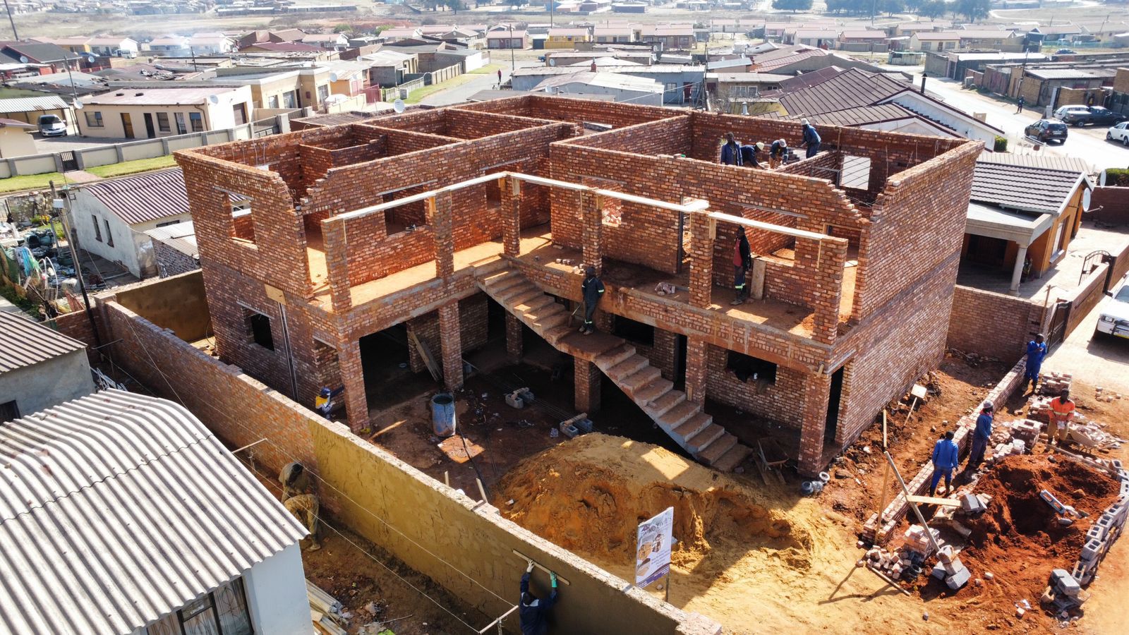 04f54ca54ef84f9b9a7fca86749aad61